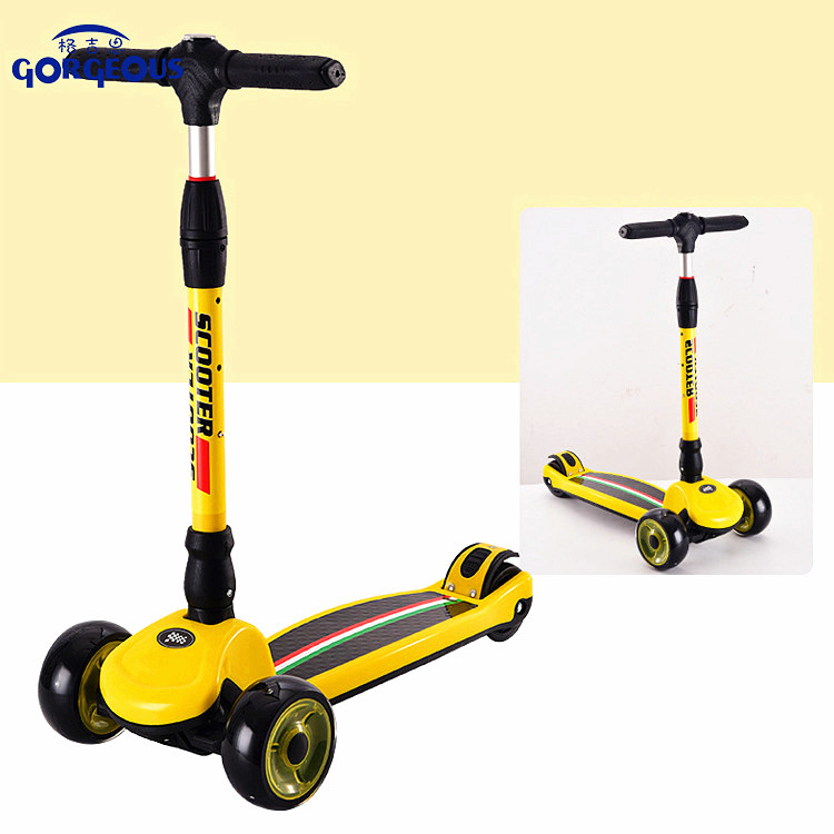 Foldable Kick Scooters Foot Scooters With Light And Music For 2-12 Years Old