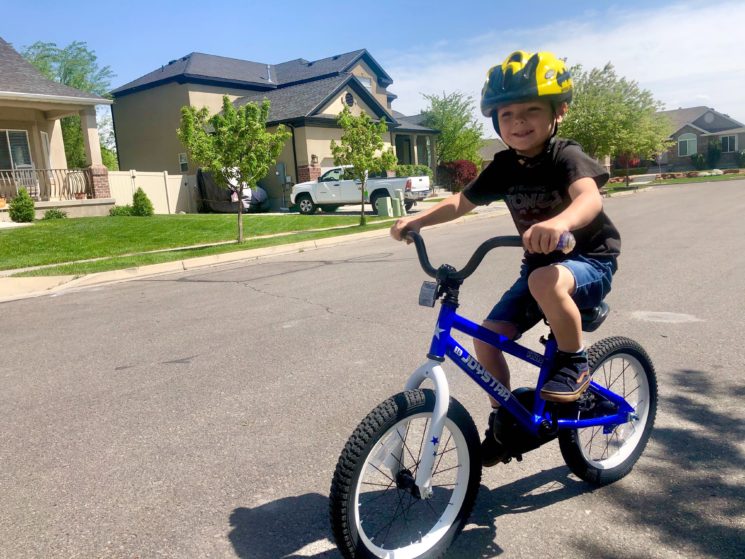 2022 New Fashion cheap bicycle price mini fat boy bmx full/aluminum alloy frame sepeda bmx race bike